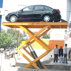 Hydraulic Car Lift, Weight Capacity : 1000-2000kg, 2000-3000kg, 3000-4000kg, 4000-5000kg, 5000-6000kg