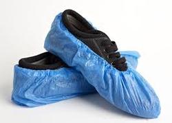 Non Woven Disposable Shoes Cover, For Clinical, Hospital, Laboratory, Pattern : Plain