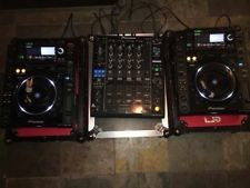 2x Pioneer CDJ-900 Nexus Multi-Player