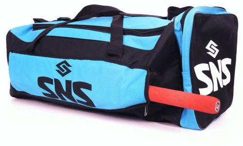 Nylon Printed Cricket Bags, Feature : Durable, Easy Washable, Impeccable Finish, Nicely Designed