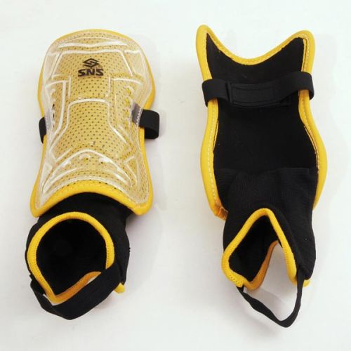 Polyester Plain Soccer Shin Guards, Size : Standard