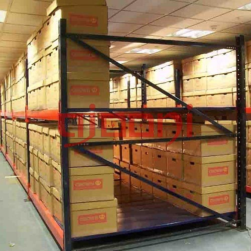 Polished Metal Pallet Racking, For Industrial, Width : 24inch, 26inch, 28inch, 30inch, 32inch, 34inch
