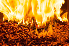 Wood Pellets, Aish Content : Less than 3%