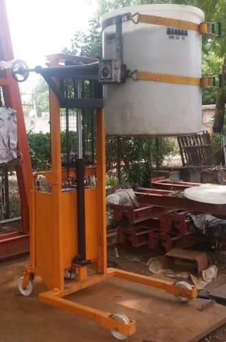 Industrial Drum Lifting Machine