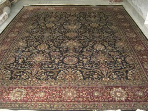 Smooth Wooll Handmade Carpets, For Long Life, Each To Handle, Durable, Attractive Designs, Packaging Type : Plastic Bag
