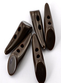 Horn Toggles, Packaging Type : Black, Brown & White Colors