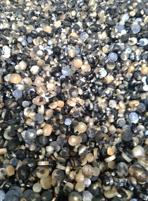 Round Ox Horn Mix Color Button, Feature : Dry Cleaning, Eco-Friendly, Washable