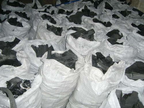 Hardwood charcoal, Moisture : 10%