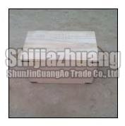 Wood Camp Dutch Oven for carrying