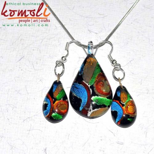 Pendant With Earrings, Color : Multi-Color