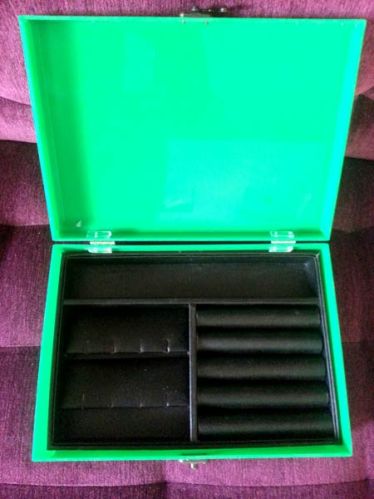 Rectangular Acrylic Jewellery Box, For Gifting, Packing, Pattern : Plain