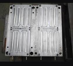 Diamond Comb Mould