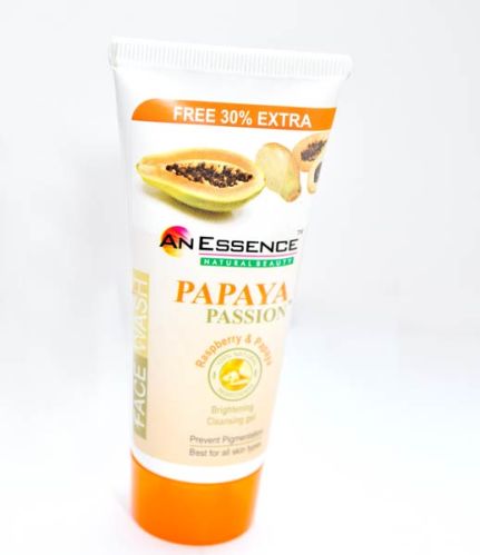 An Essence Papaya Face Wash