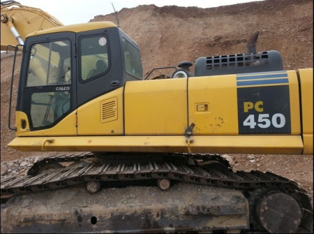 Excavator, Brand Name : Komatsu