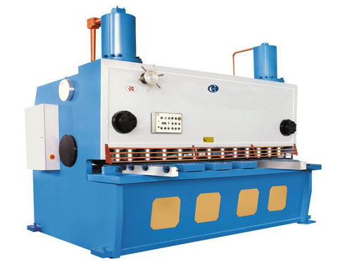 Metal Sheet Shearing Machine