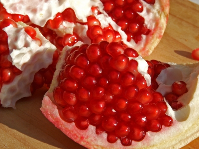 Pomegranate, Weight : 4 / 4.5 kg
