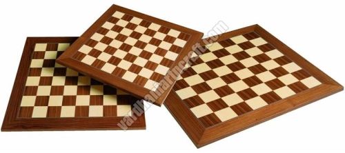 Wooden chess board