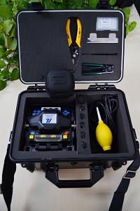 Fiber Optic Fusion Splicer