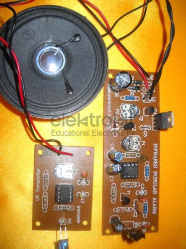 Polished Aluminum Infrared Light Gate Circuit, For College, Outside The House, Parking Area, Style : Modern