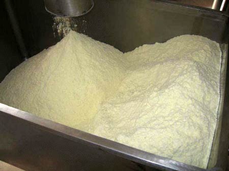 Full Cream and Skimmed Milk Powder