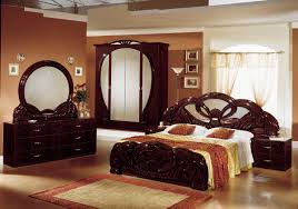 Wooden bed, Height : 55 Inch