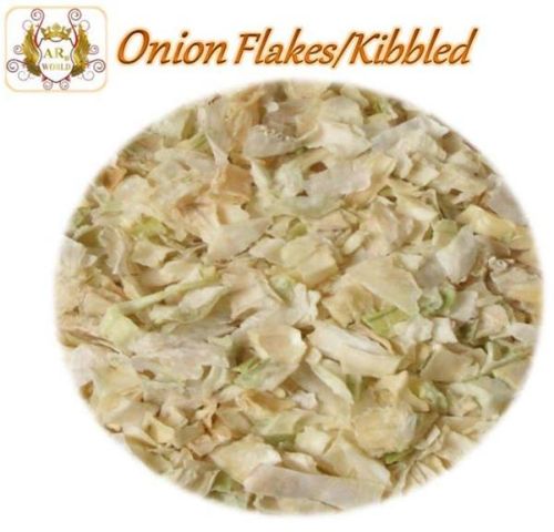 Dehydrated Red and White Onion Flakes