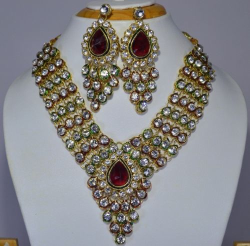 Charming Kundan Necklace