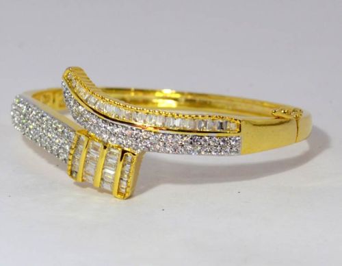 Dazzler Golden Bracelet