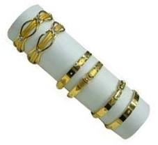 Gold bangles, Finishing : Polished