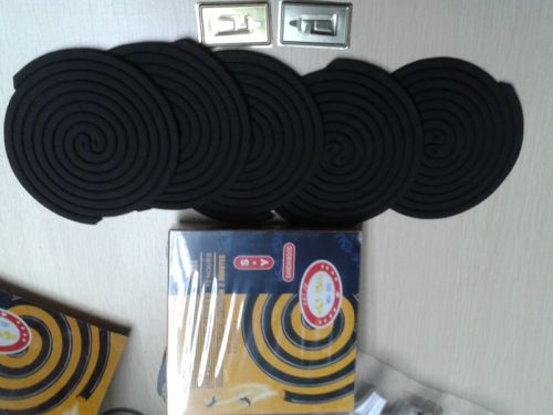Mosquito coil, Packaging Type : black