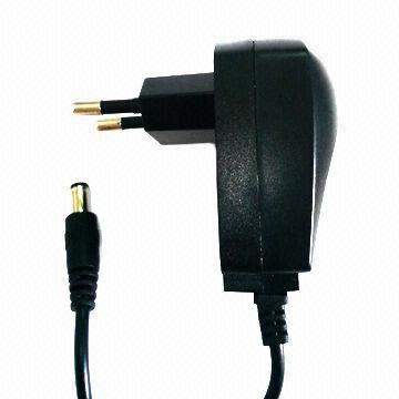5W Wall-mounted AC/DC Adapter