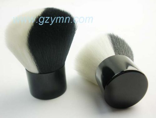 Angled Head Gorgeous Kabuki Brush