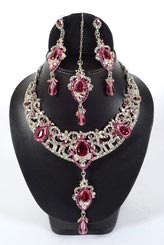 Metal Casting Necklace Set