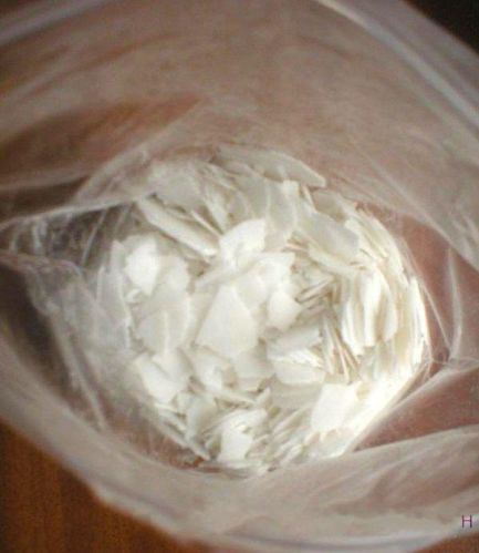 Caustic soda, Density : 2.13 g/cm³