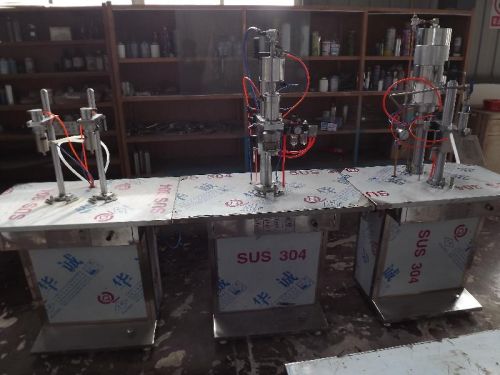 Semiautomatic Aerosol Filling Machine, Brand Name : YANNUO
