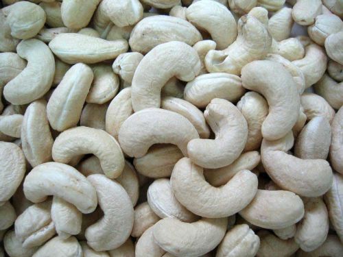 Cashew nuts, Grade Standard : Food Grade