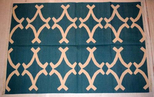 Rectangular Cotton Handmade Durrie, For Home, Hotel, Office, Restaurant, Size : 4x6 Feet