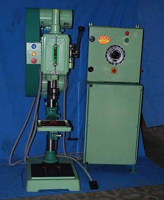 Auto Matic Tapping Machine