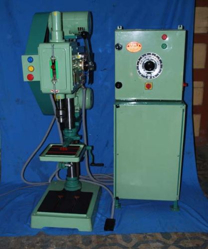 Metal CNC Tapping Machine for Industrial Standard Storage