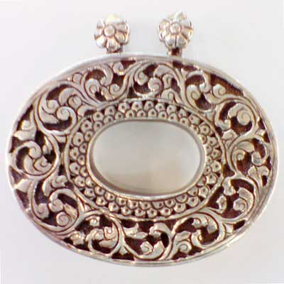 Polished SP-12 Silver Pendant, Packaging Type : Wooden Box