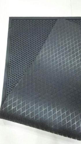 Diamond N.R. 25 Kg To 45 Kg Rubber Cow Mat, For Weather Protection