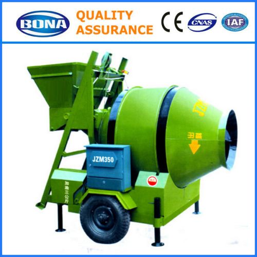 Self Loading Concrete Mixer Machine