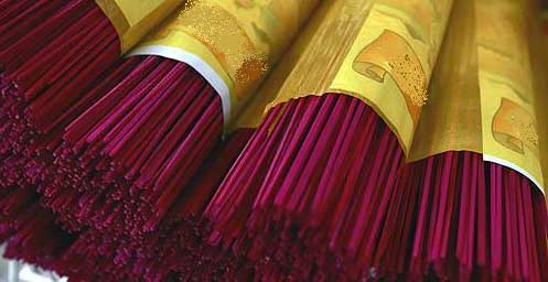 Raw Agarbatti, Application : Aromatherapy And Meditation