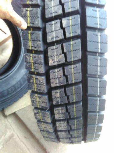 LINGLONG TRUCK TYRE LDL161, Certification : BIS