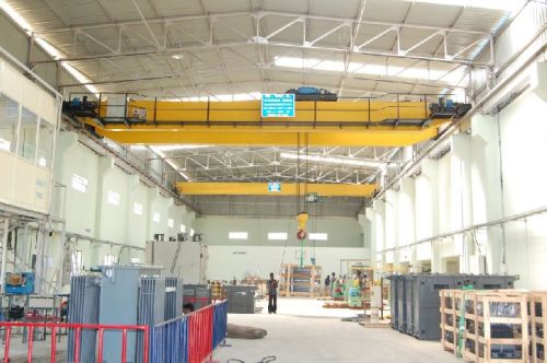 Double Girder EOT Cranes