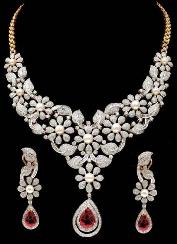 Diamond Gemstone Necklace Set (CWDGGN0001), Technics : Machine Made