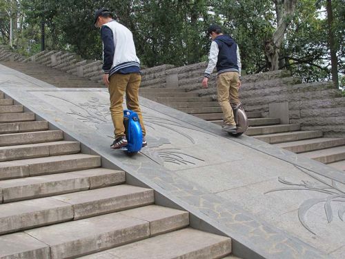 China Solo Wheel Self Balancing Unicycle Electric Scooter