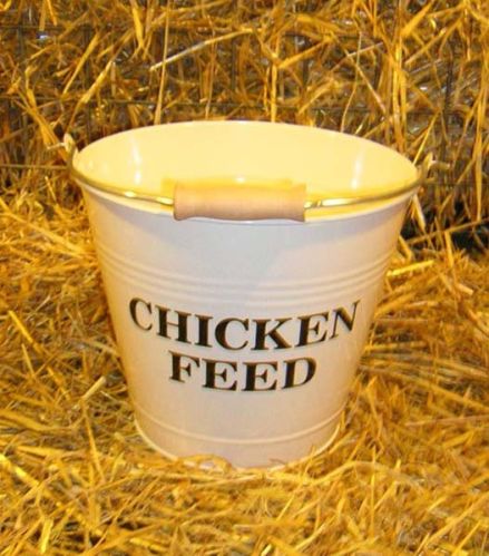 Dry Chicken Feed
