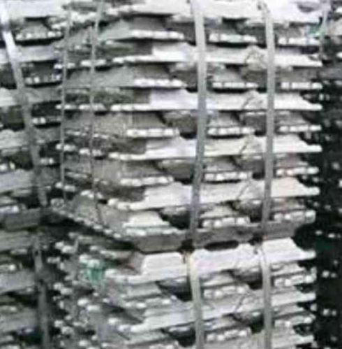 Aluminium ingots