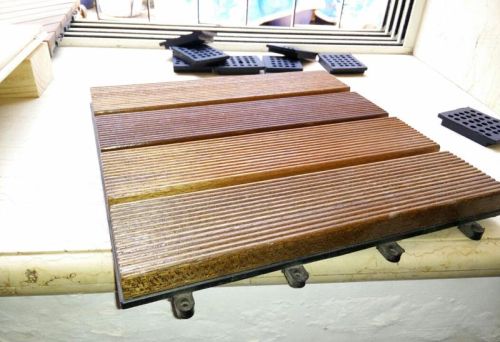 Swimming Pools Deck Flooring